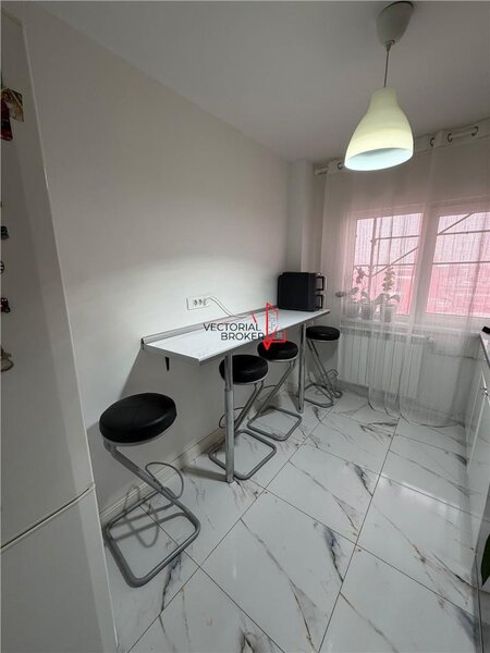 Titan, Piata Minis apartament 3 camere bloc 1984, 2 bai